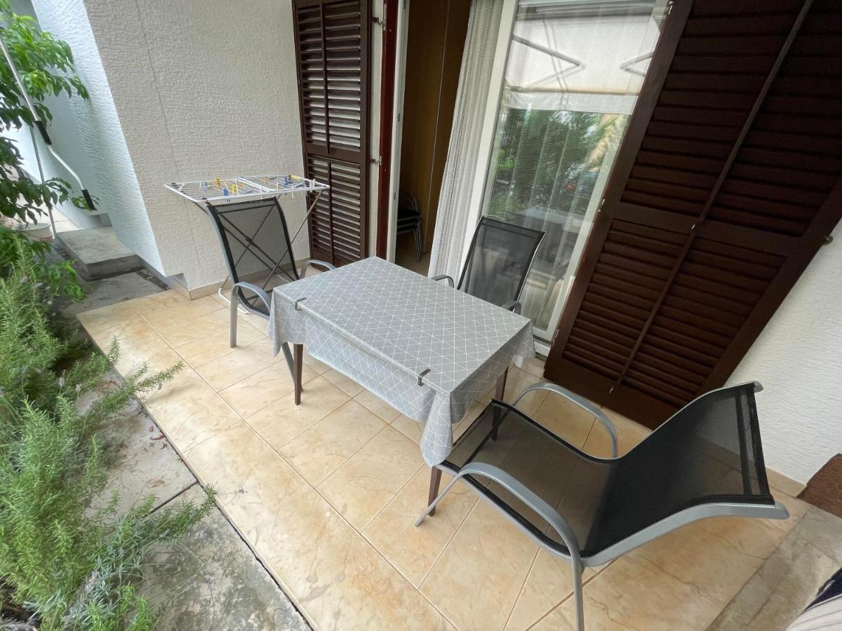 Iva Apartments Novigrad Istria Exterior foto
