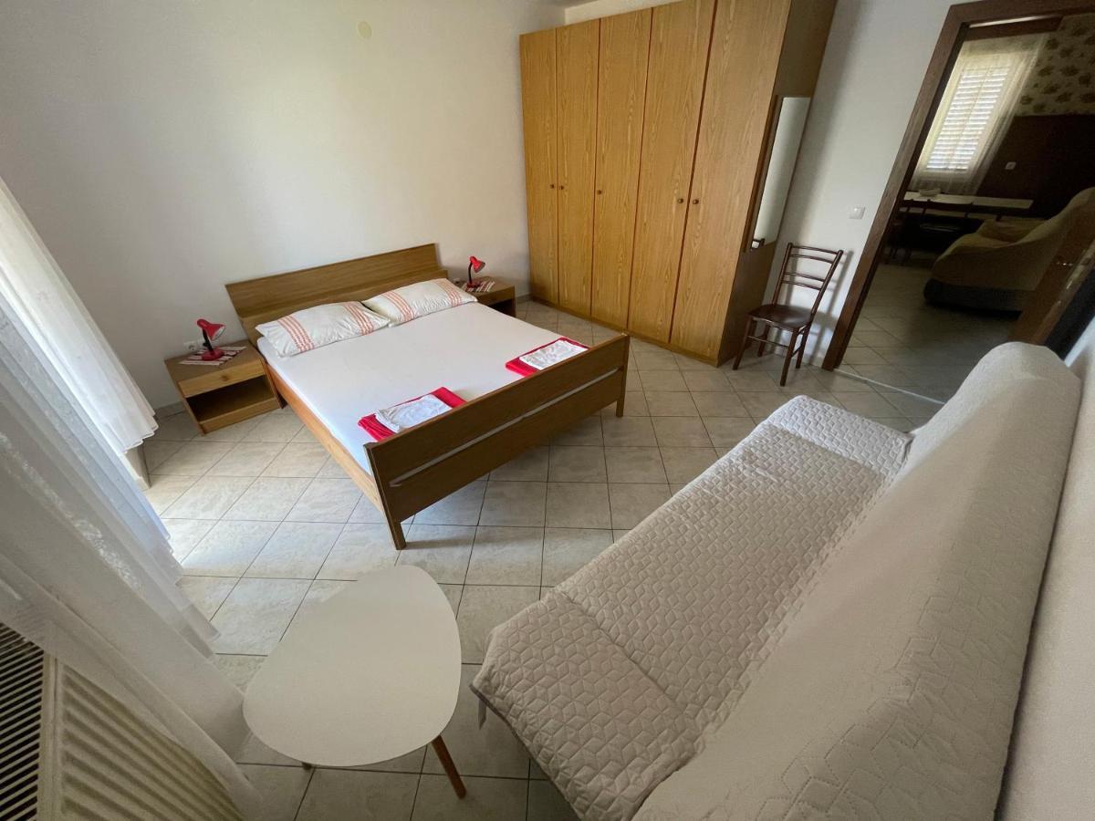Iva Apartments Novigrad Istria Exterior foto